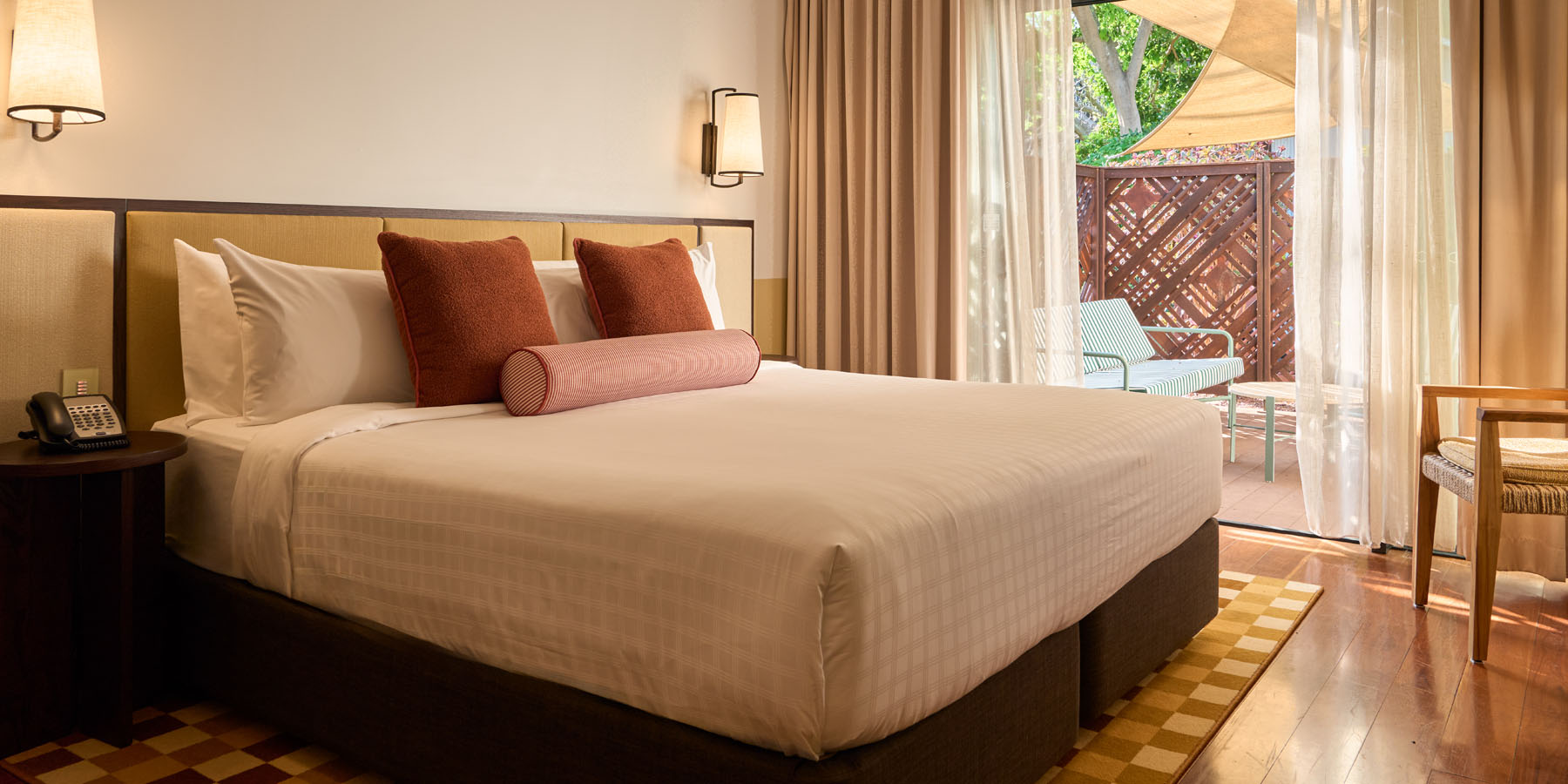 Image of the main bedroom within the Courtyard Studio
